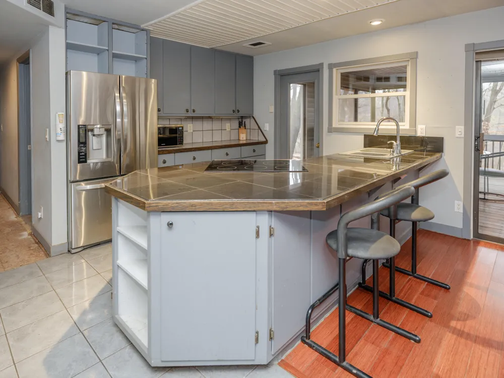 22431 Paulson Road Pine Grove Township, MI 49055