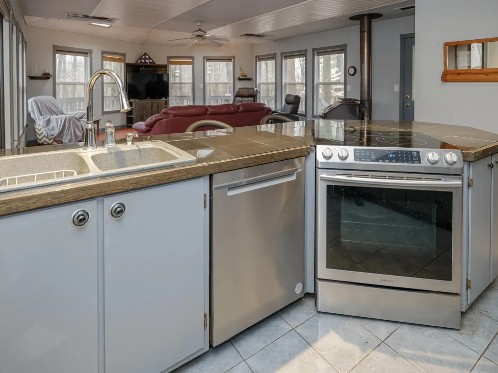 22431 Paulson Road Pine Grove Township, MI 49055
