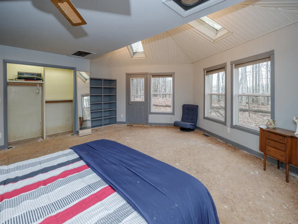 22431 Paulson Road Pine Grove Township, MI 49055