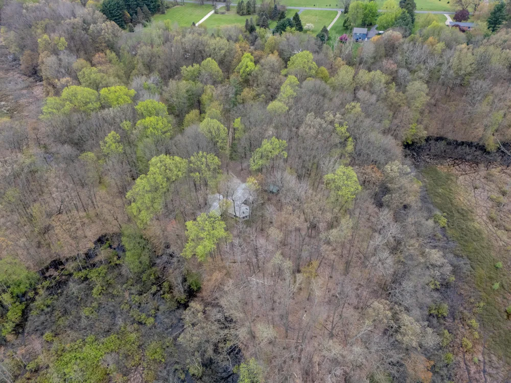 22431 Paulson Road Pine Grove Township, MI 49055