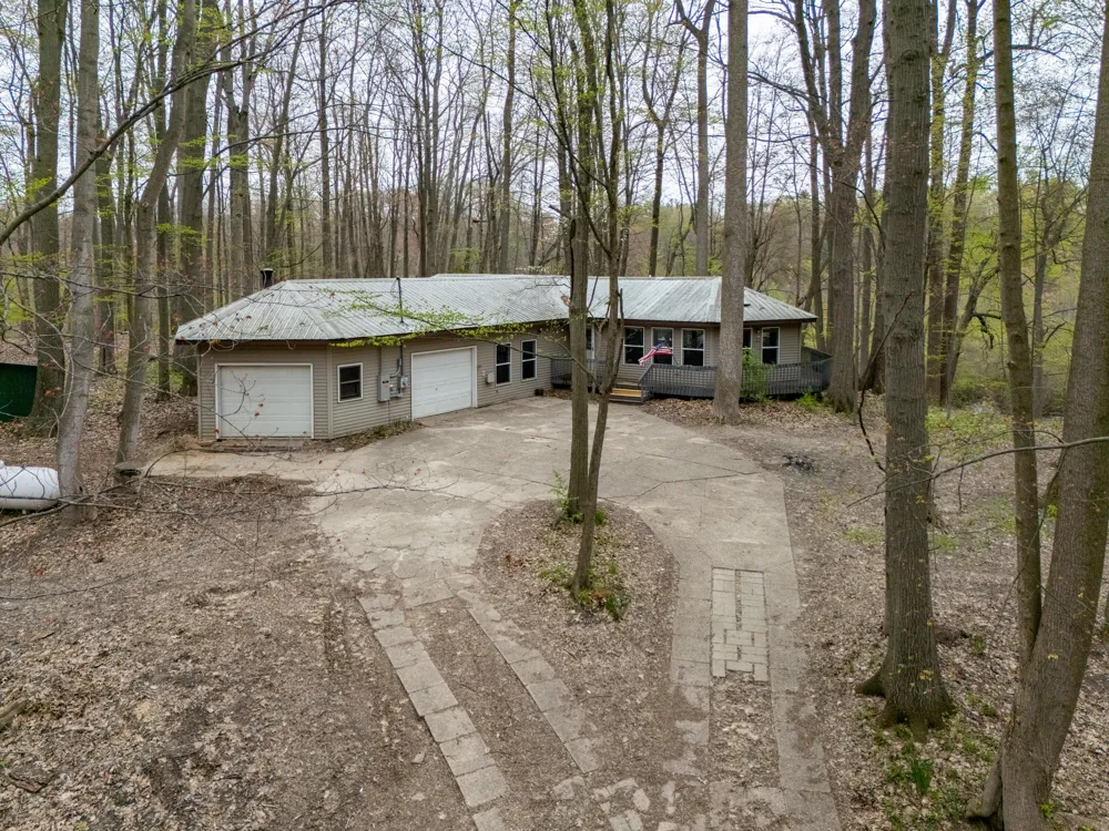 22431 Paulson Road Pine Grove Township, MI 49055