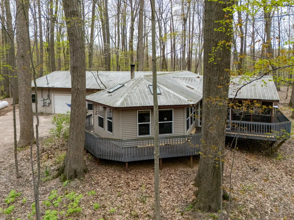22431 Paulson Road Pine Grove Township, MI 49055