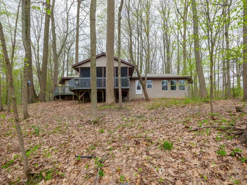 22431 Paulson Road Pine Grove Township, MI 49055