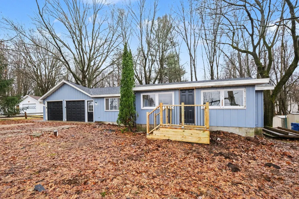 8324 Je Ne Be Drive NE Courtland Township, MI 49341