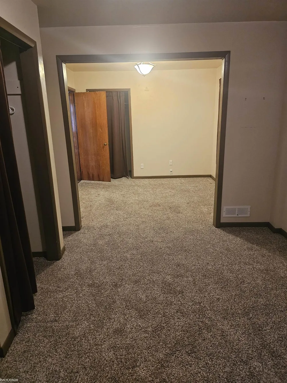 5882 King Road China Township, MI 48054