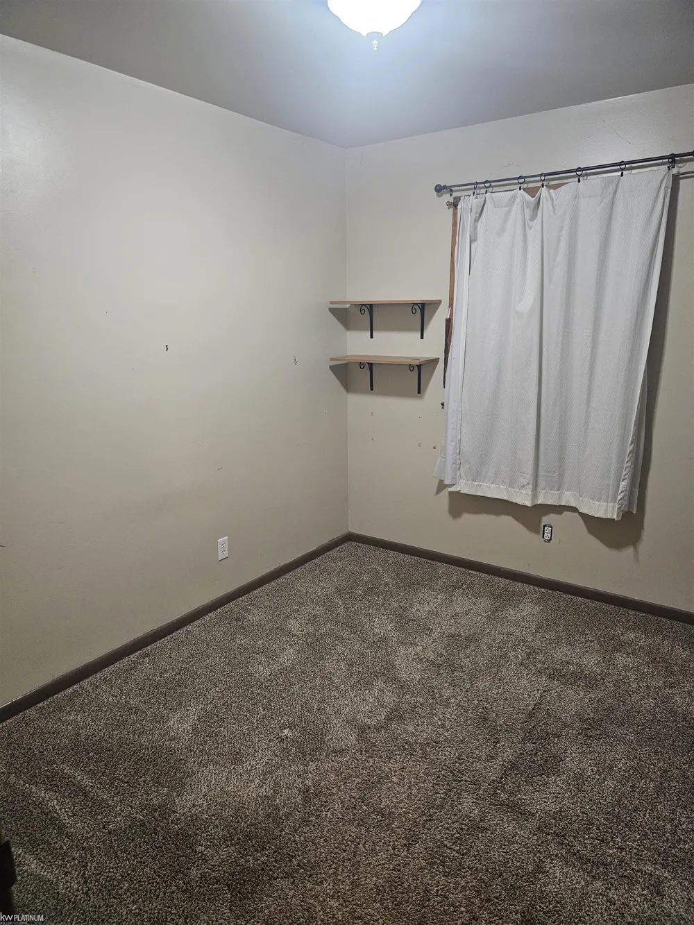 5882 King Road China Township, MI 48054