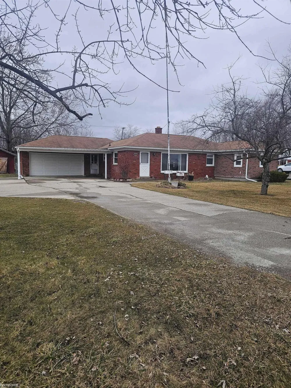5882 King Road China Township, MI 48054