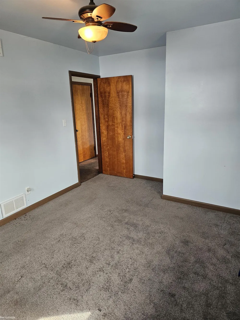 5882 King Road China Township, MI 48054