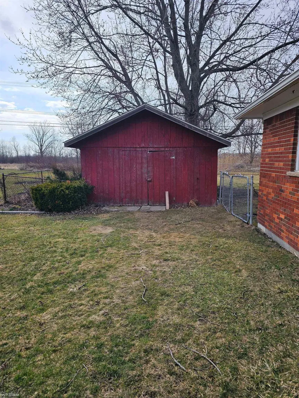 5882 King Road China Township, MI 48054