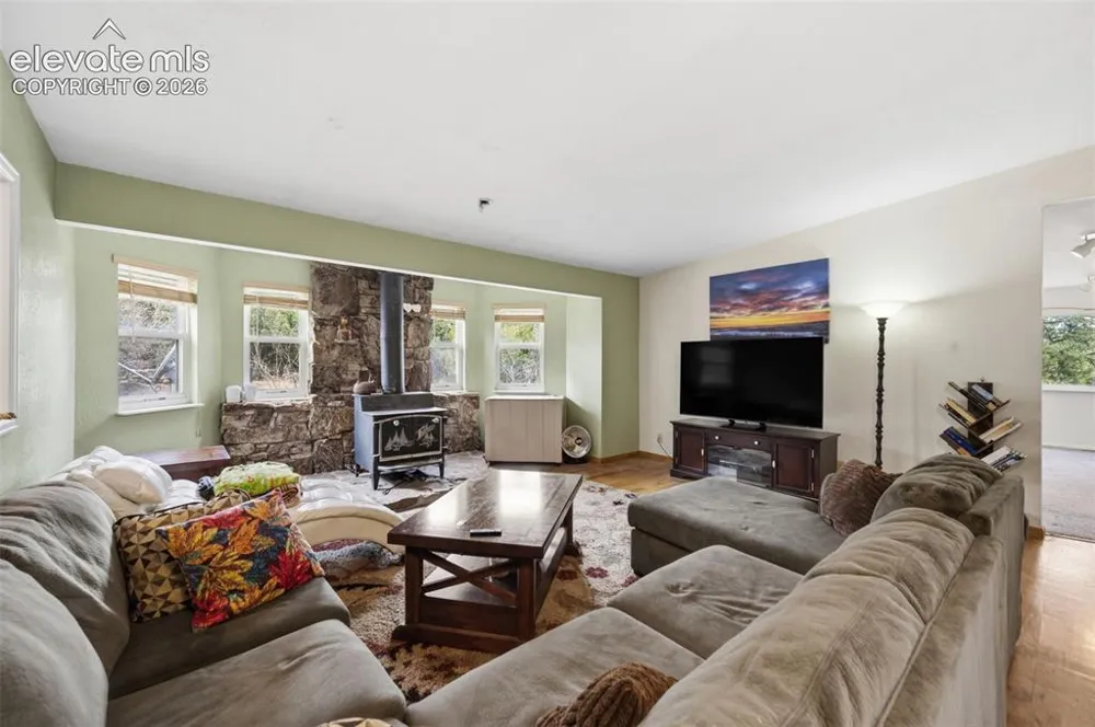 2911 County Road 103 Florence, CO 81226
