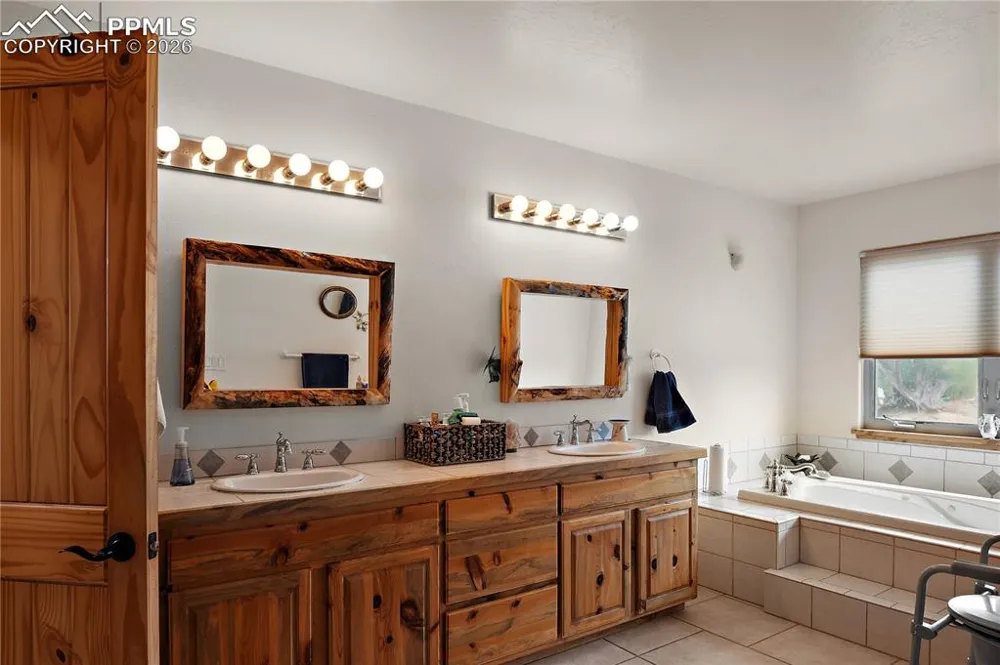 1008 Canon Ridge Trail #A Canon City, CO 81212