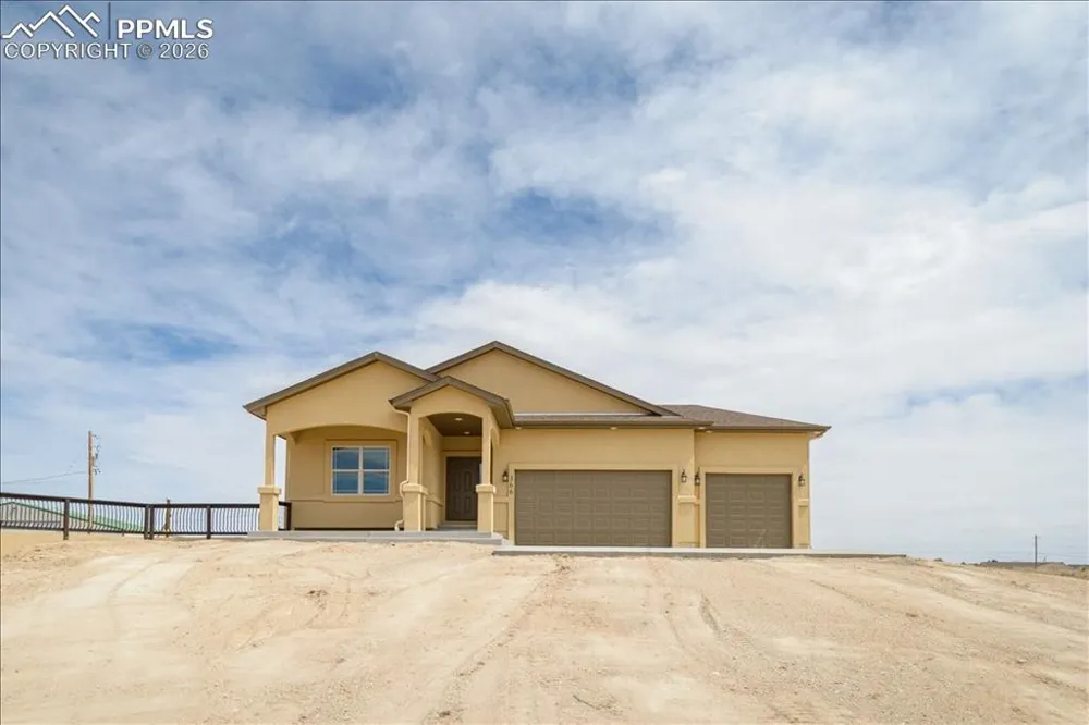 366 Desert Cove Drive Pueblo West, CO 81007