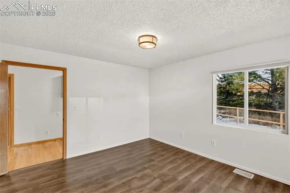 1014 Elfin Glen Drive Divide, CO 80814