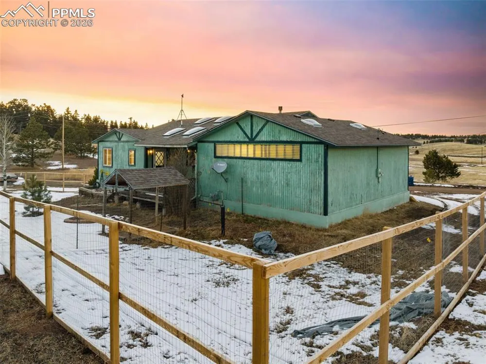 1014 Elfin Glen Drive Divide, CO 80814