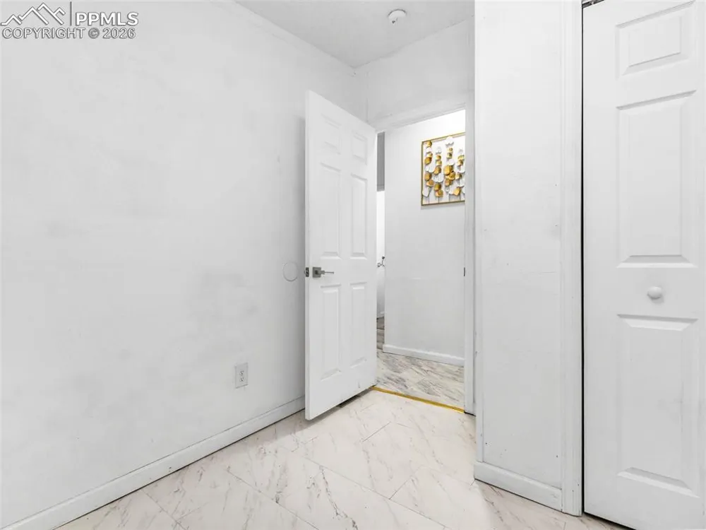 279 E Kipling Drive Pueblo West, CO 81007