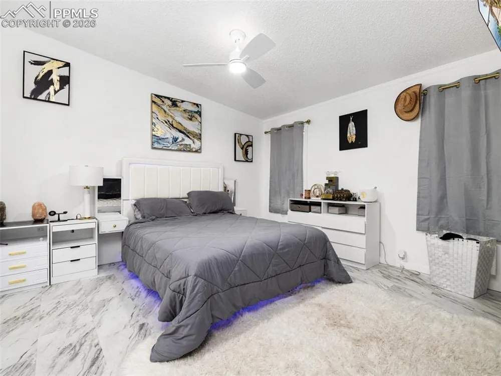 279 E Kipling Drive Pueblo West, CO 81007