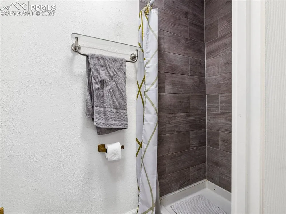 279 E Kipling Drive Pueblo West, CO 81007
