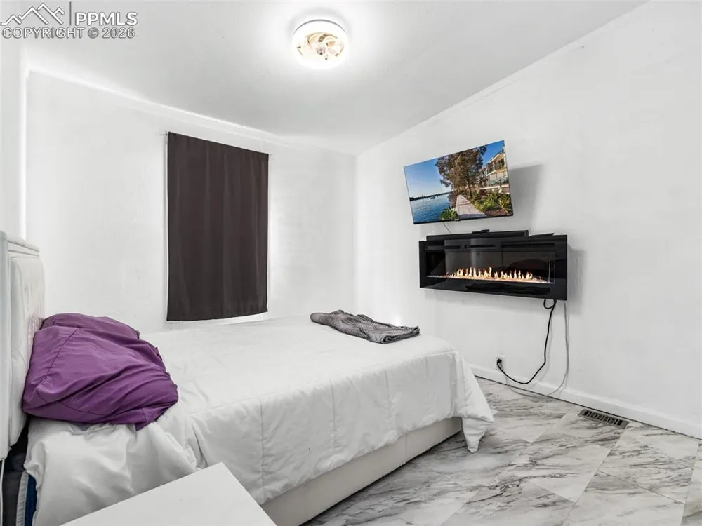 279 E Kipling Drive Pueblo West, CO 81007