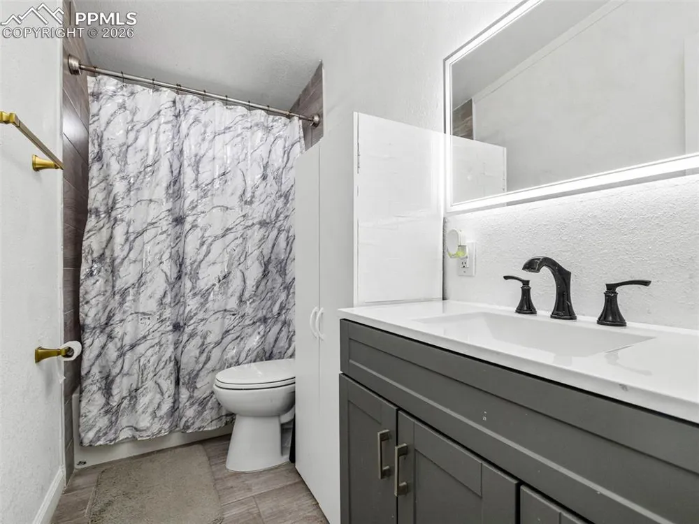 279 E Kipling Drive Pueblo West, CO 81007
