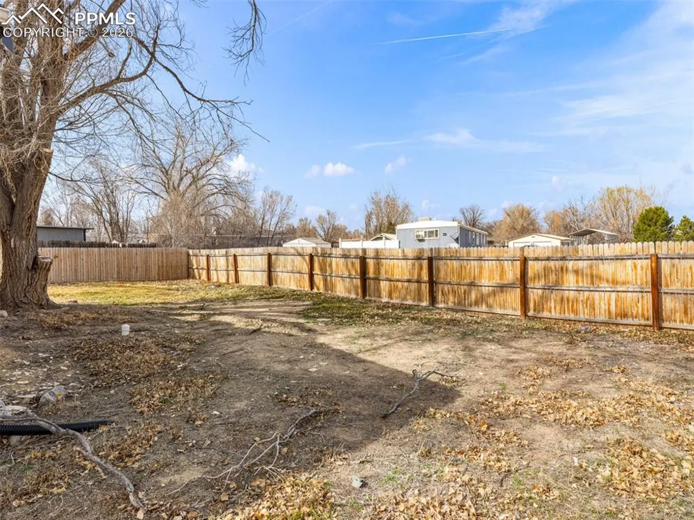 279 E Kipling Drive Pueblo West, CO 81007