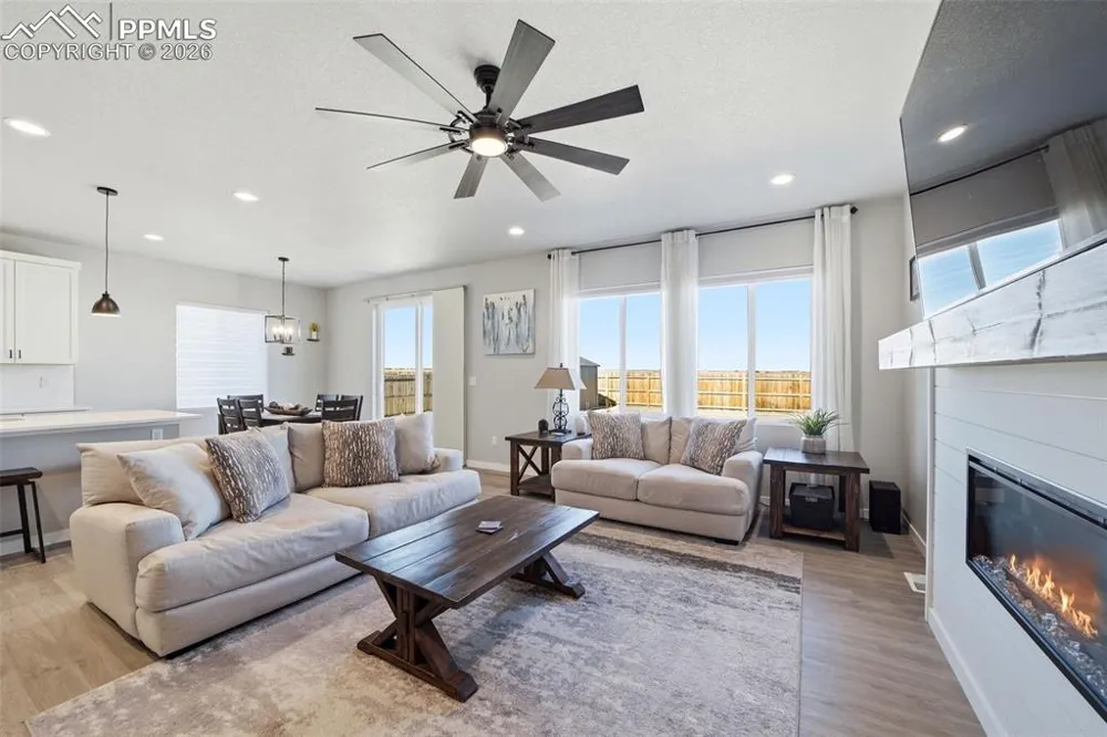 22180 Cattlemen Run Calhan, CO 80808