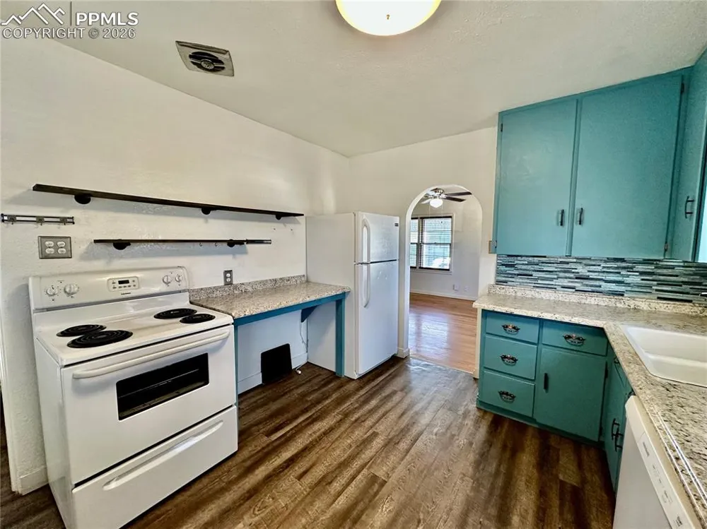 726 Corona Avenue Pueblo, CO 81004