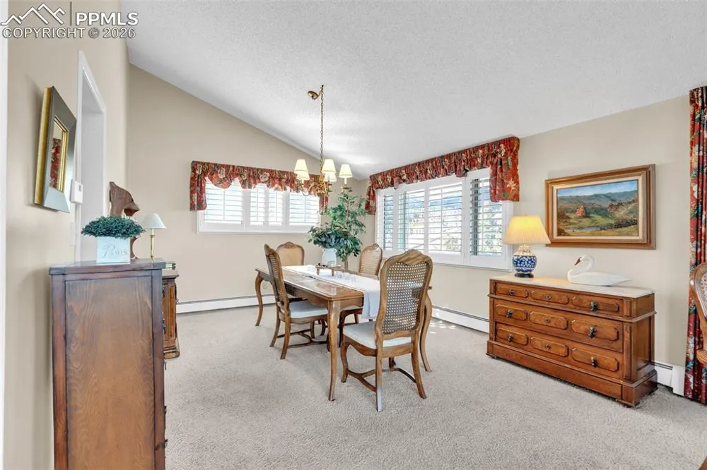 7116 Fox Circle Larkspur, CO 80118