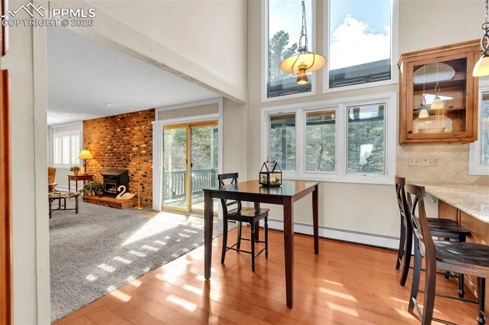 7116 Fox Circle Larkspur, CO 80118
