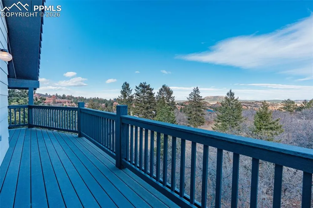 7116 Fox Circle Larkspur, CO 80118