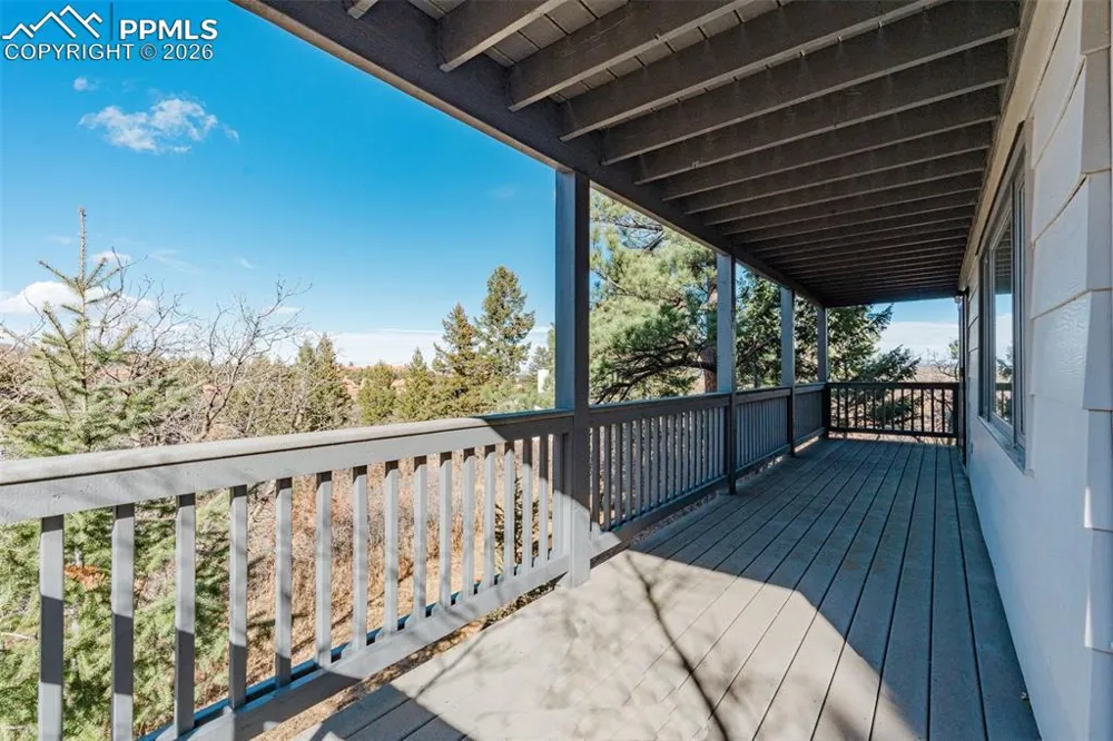7116 Fox Circle Larkspur, CO 80118