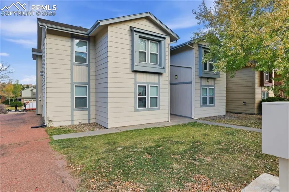 2245 Split Rock Drive Colorado Springs, CO 80919