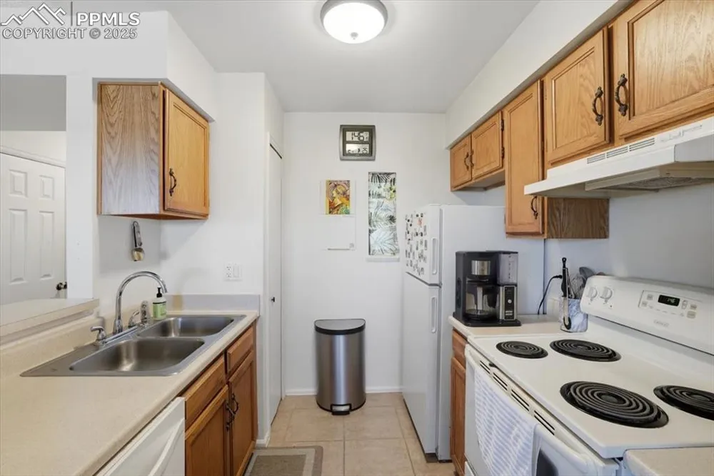 2245 Split Rock Drive Colorado Springs, CO 80919