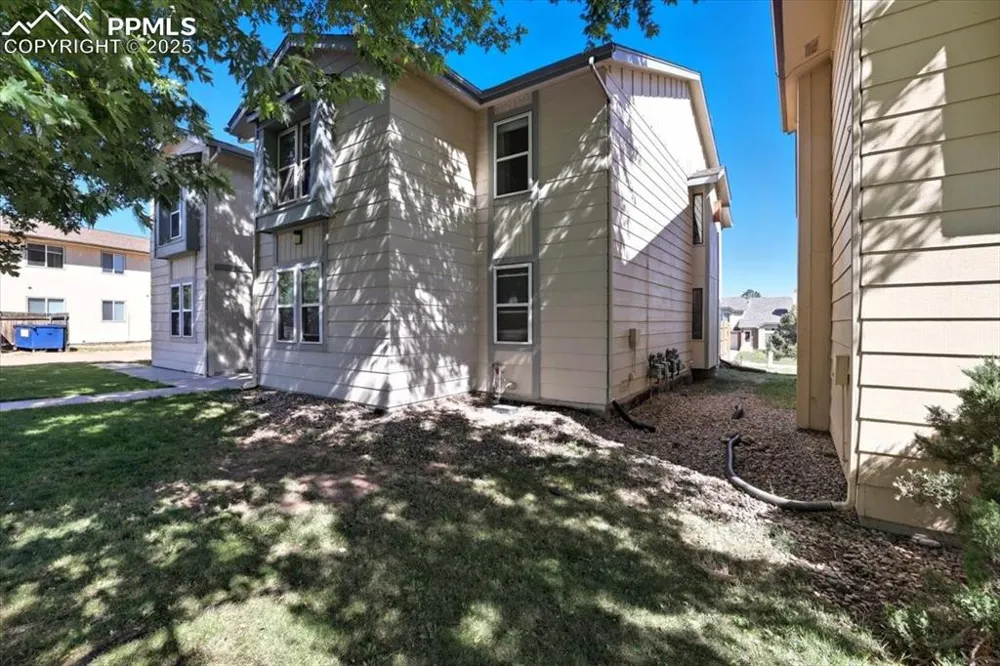 2245 Split Rock Drive Colorado Springs, CO 80919