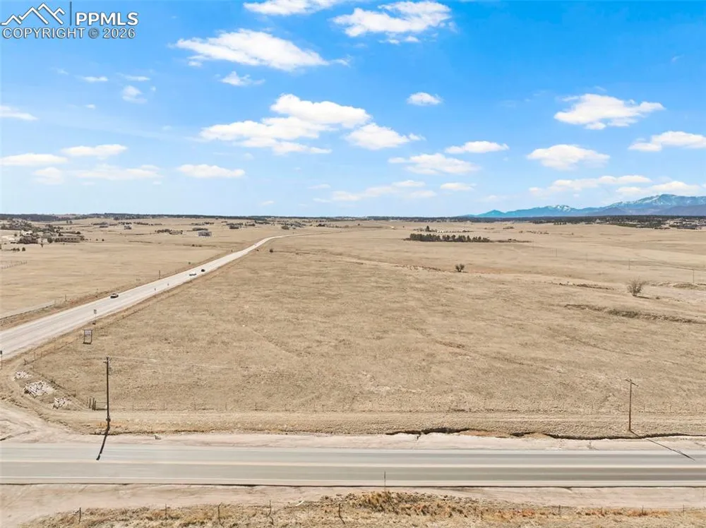 E County Line Road Monument, CO 80132