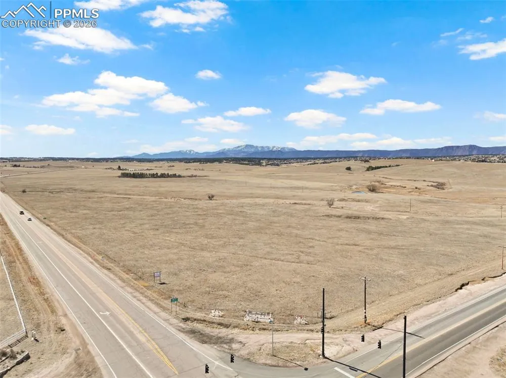 E County Line Road Monument, CO 80132