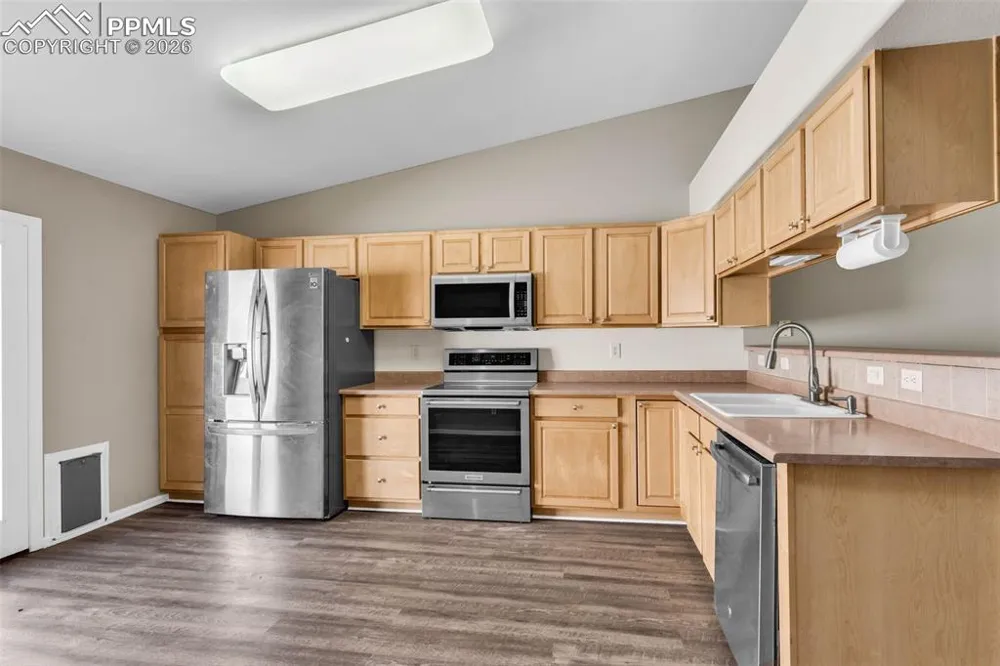 1512 E 21st Street #B Pueblo, CO 81001