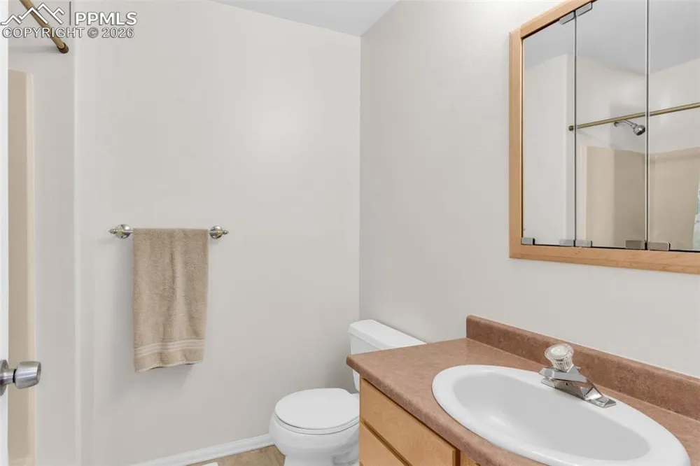 1512 E 21st Street #B Pueblo, CO 81001