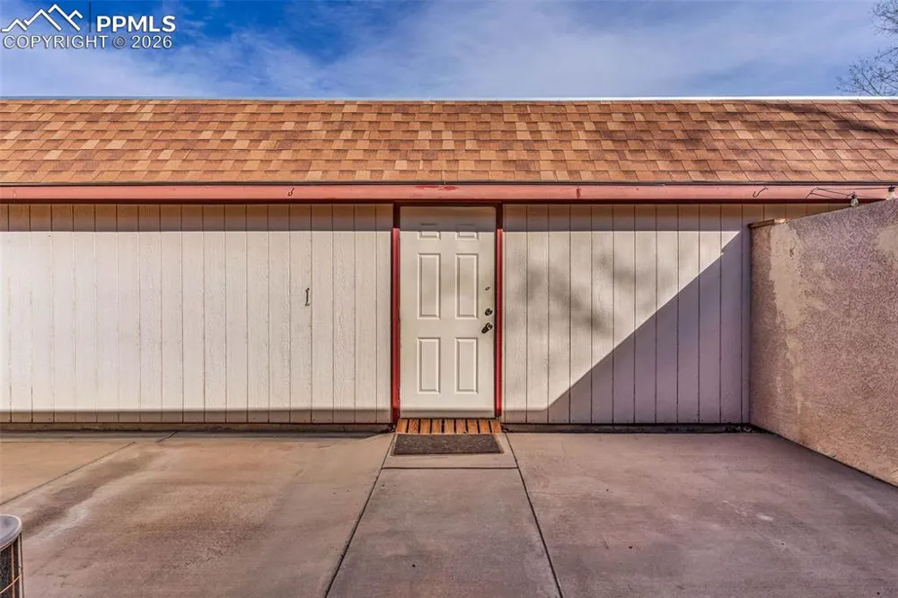 1512 E 21st Street #B Pueblo, CO 81001