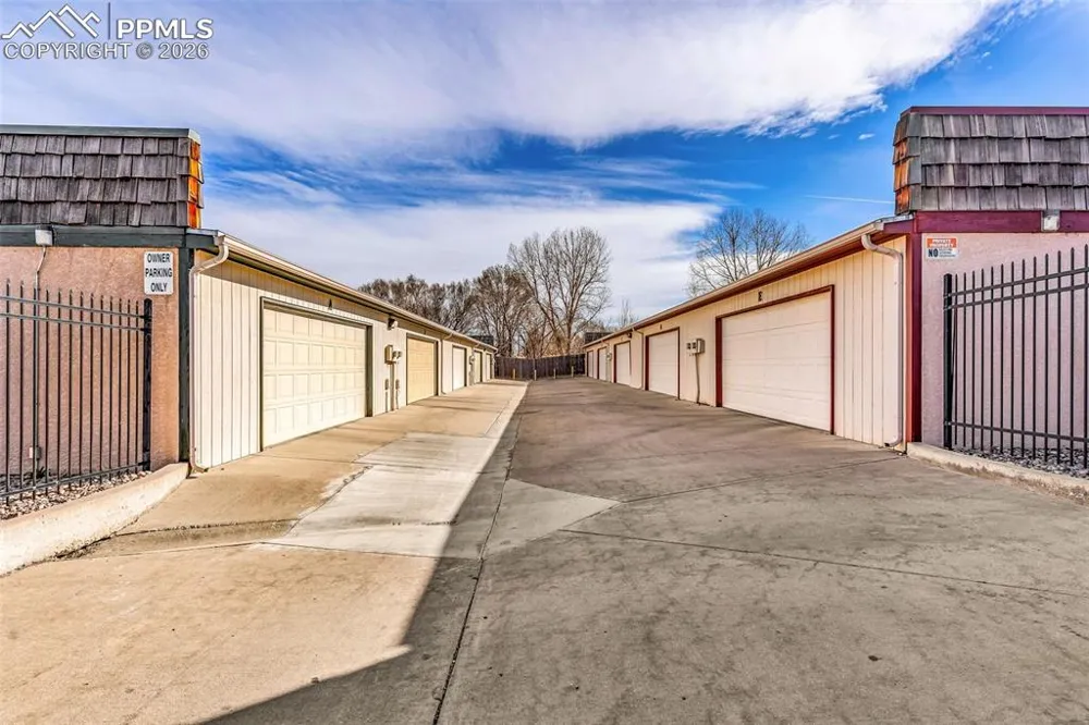1512 E 21st Street #B Pueblo, CO 81001