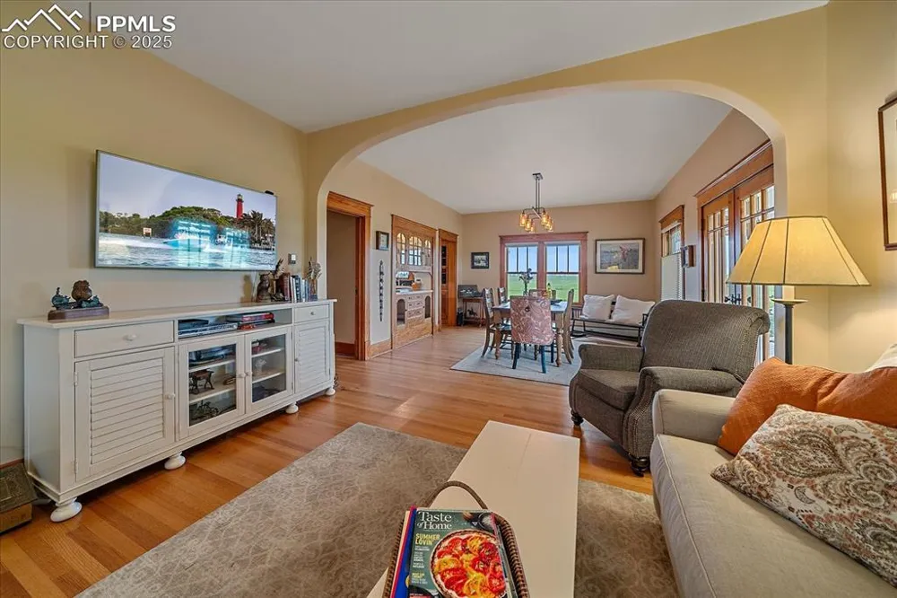 22624 County Road 5 Elbert, CO 80106