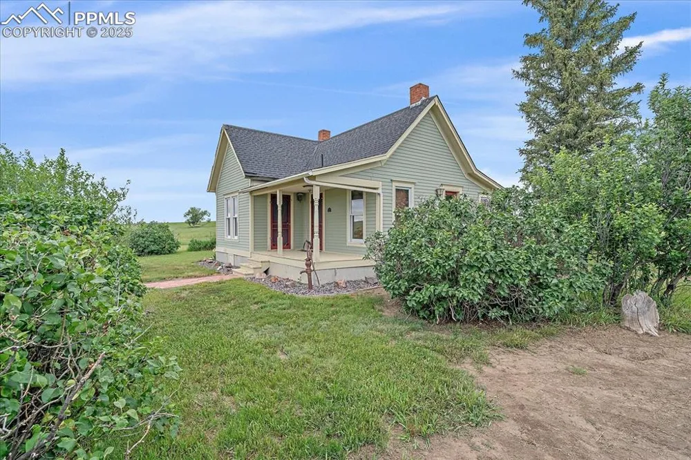 22624 County Road 5 Elbert, CO 80106