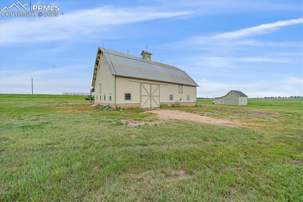 22624 County Road 5 Elbert, CO 80106