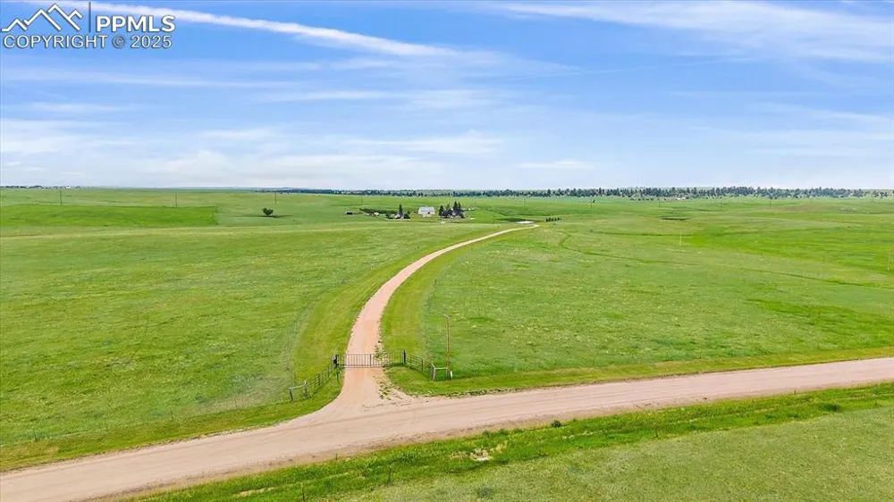 22624 County Road 5 Elbert, CO 80106