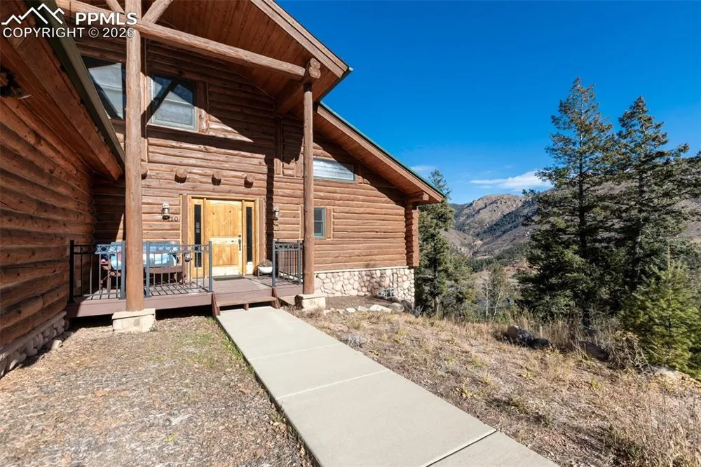 9110 Mountain Road Cascade, CO 80809