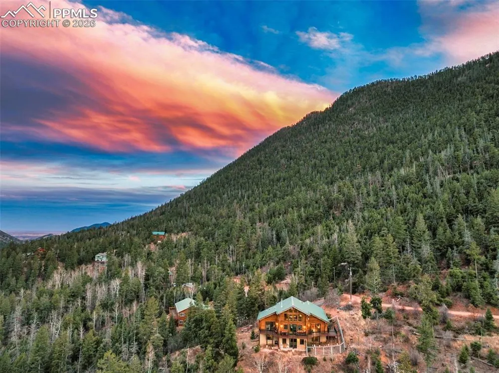 9110 Mountain Road Cascade, CO 80809