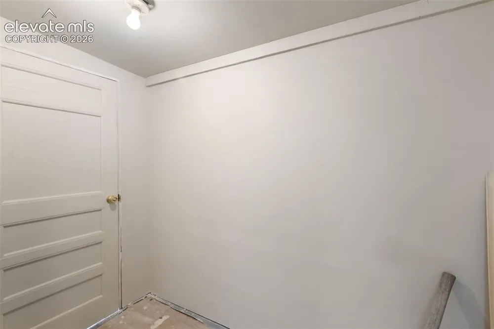 112 S 6th Street Victor, CO 80860