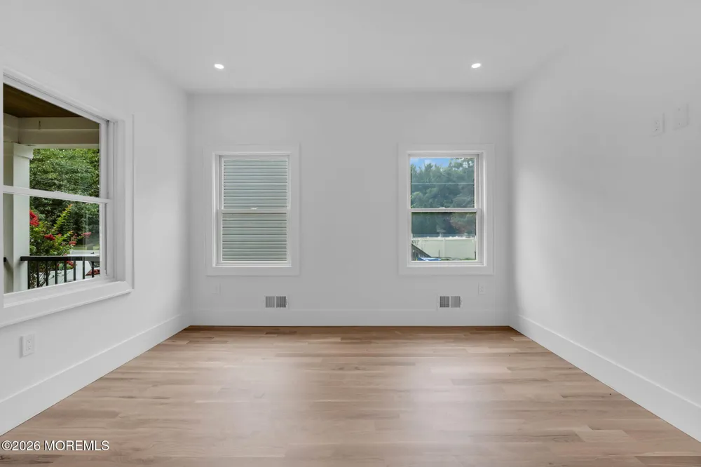 64 Byrnes Lane Eatontown, NJ 07724