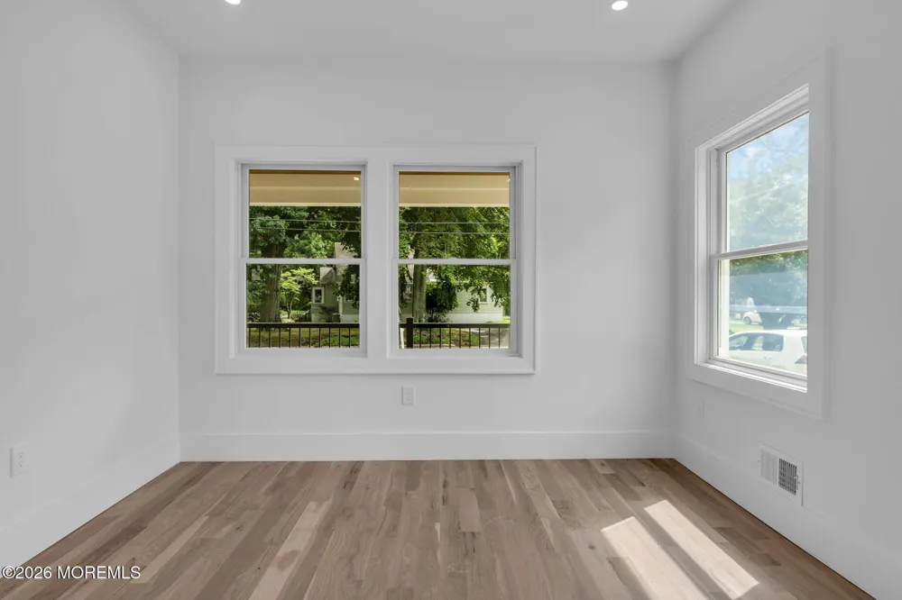 64 Byrnes Lane Eatontown, NJ 07724