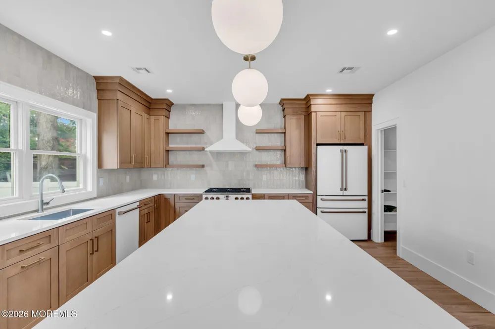 64 Byrnes Lane Eatontown, NJ 07724