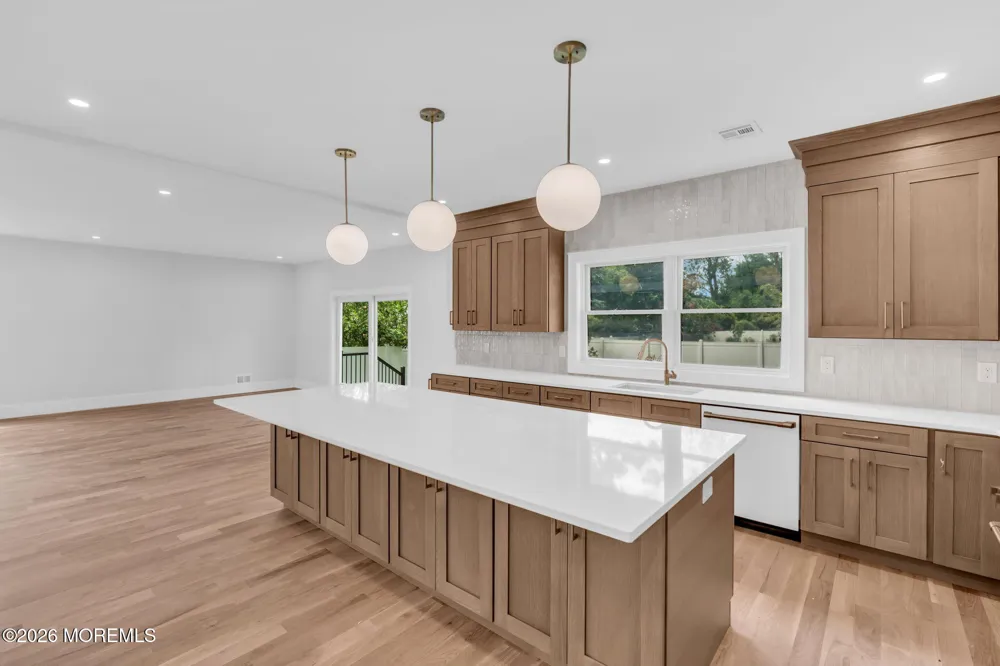 64 Byrnes Lane Eatontown, NJ 07724